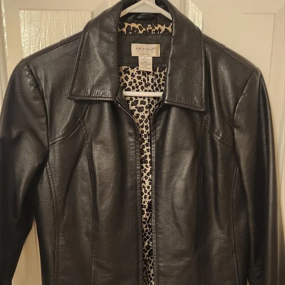 Womens Black Leather Jacket - Picture 2 of 11